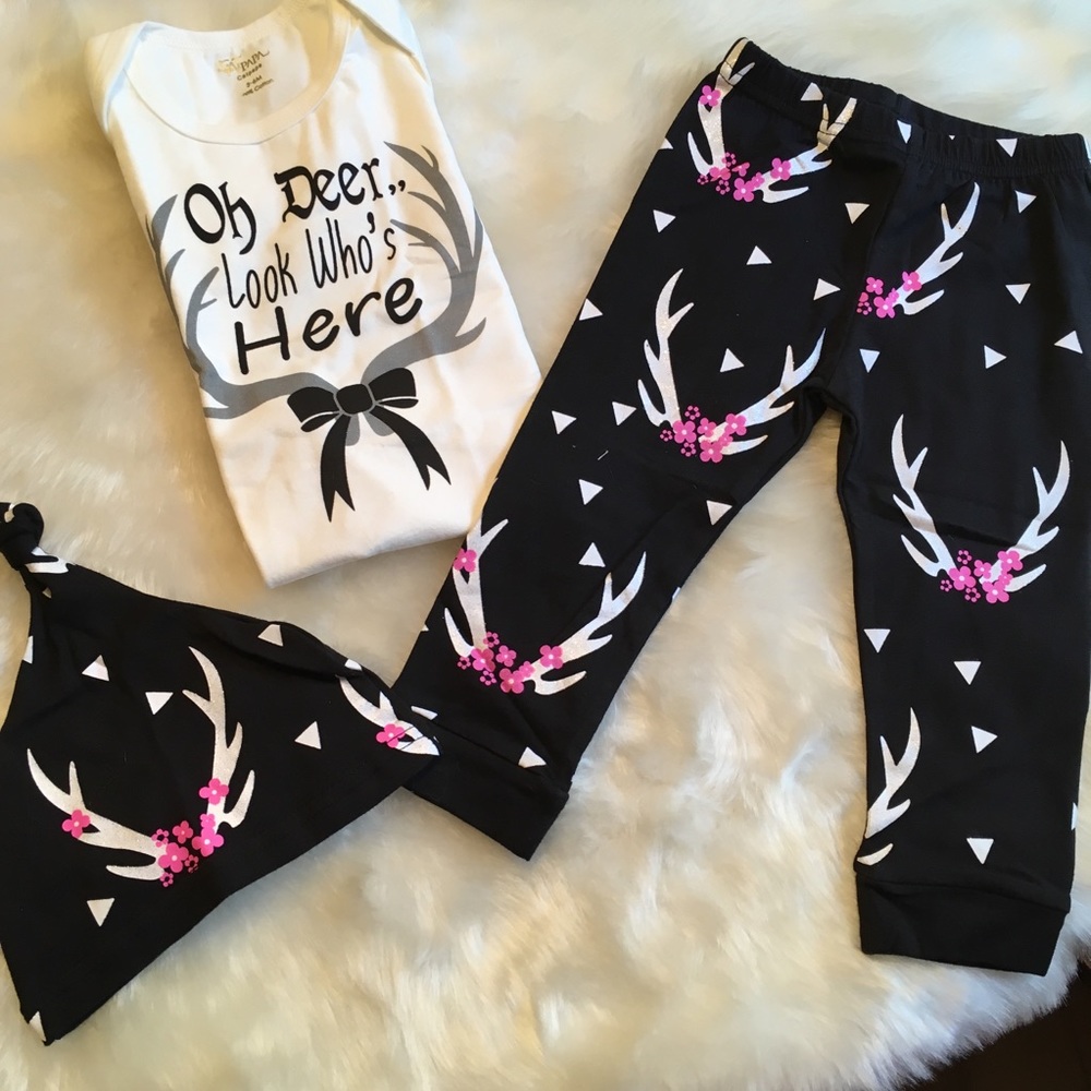 Oh Deer Look Who's Here 3 Piece Winter Set - Picture 2 of 6